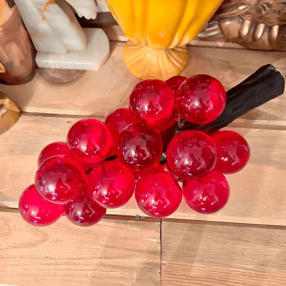 Vintage Mid-Century Rare Pink Lucite Grape Cluster - MCM Home Decor - Picture 2 of 3